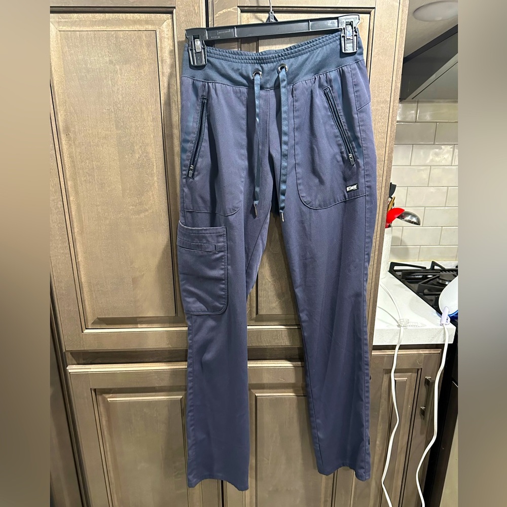 Grey’s Anatomy Women’s Impact Cargo scrub pants, navy blue,  XXS, Great Cond…